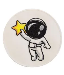 Fil Mécanique Astronaut держит звезду