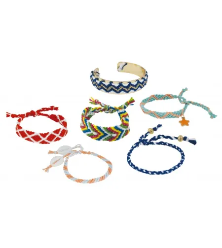 Deluxe Friendship Bracelets Buki