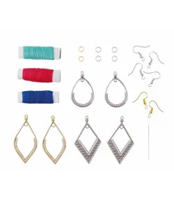 String Art : 3 items of jewellery, Buki