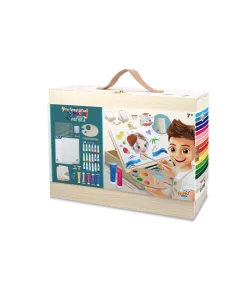 Professional Studio Artist, Buki